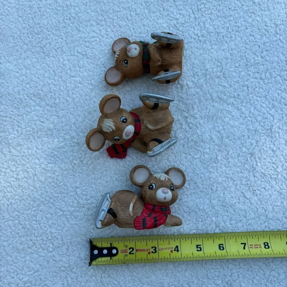 Set of 3 Adorable Vintage Homco Porcelain Ice Skating Winter Mice‎